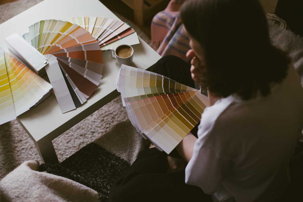 How to Choose Paint Colors That Boost Your Mood